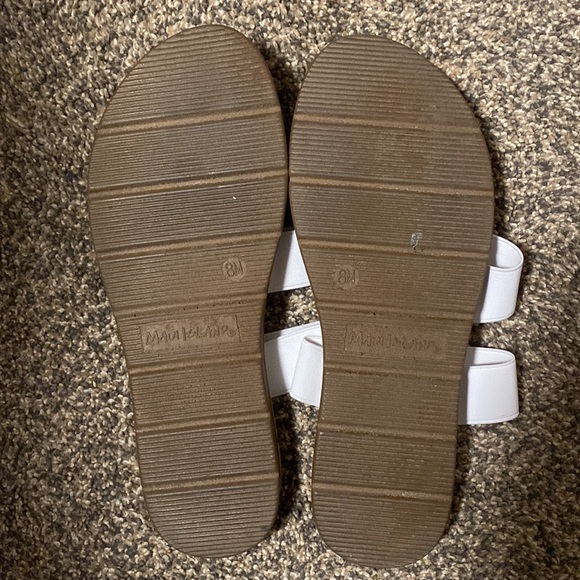 Maui Island Sandals - Picture 2 of 2